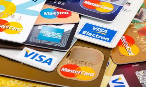 Hình thức vay tín chấp bằng thẻ tín dụng dần trở nên phổ biến hơn