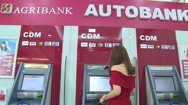 Phí rút tiền trên cây ATM của ngân hàng Agribank?